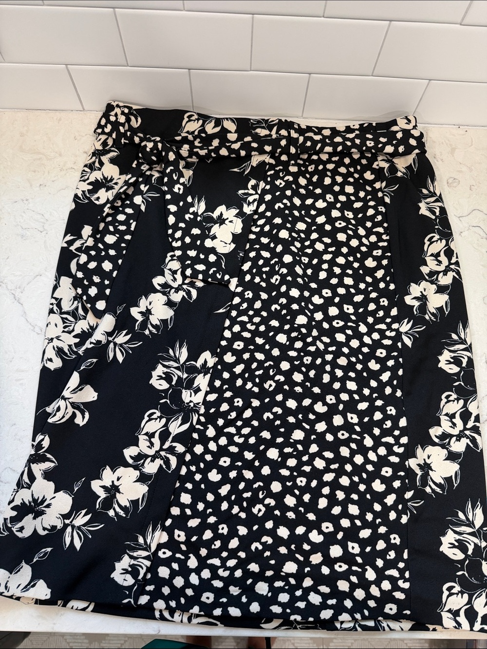 Cato Black & White Mixed Floral Panel Pencil Skirt